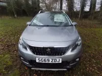 Begagnad Peugeot 2008 Allure Premium 2019 Grå SUV