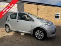 Begagnad Citroën C1 68 HK (50 kW) 2011 Grå Halvkombi