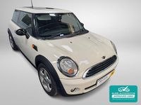 Used Mini ONE Hatch 94 HP (69 kW) 2007 White Hatchback