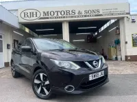 Używany Nissan Qashqai N-TEC 110 KM (80 kW) 2015 Czarny SUV