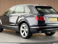 Used Bentley Bentayga 550 HP (404 kW) 2018 Blue SUV