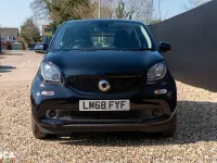 Used Smart ForFour Premium 90 HP (66 kW) 2018 Black Hatchback