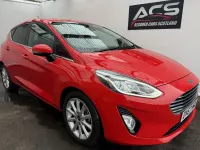 Usado Ford Fiesta Titanium 125 HP (91 kW) 2017 Vermelho Citadino