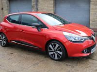 Used Renault Clio IV Dynamique 90 HP (66 kW) 2015 Red Hatchback