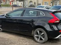 Used Volvo V40 R-Design 190 HP (139 kW) 2016 Black Hatchback
