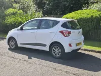 Used Hyundai i10 Premium 87 HP (63 kW) 2016 White Hatchback