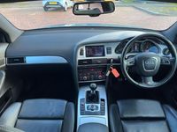 Usado Audi A6 Basis 170 HP (125 kW) 2010 Cinzento Sedan