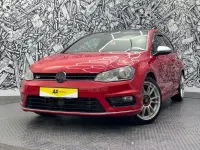 Begagnad VW Golf VII R-line Edition 150 HK (110 kW) 2016 Röd Halvkombi