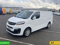 Second-hand Vauxhall Vivaro 2019 Alb Monovolum
