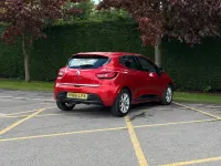 Used Renault Clio IV Dynamique 75 HP (55 kW) 2016 Red Hatchback