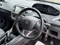 Used Peugeot 2008 Allure 115 HP (84 kW) 2014 White SUV