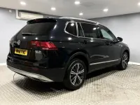 Usado VW Tiguan Allspace SE 150 HP (110 kW) 2018 Preto SUV