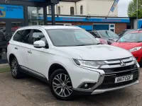 Used Mitsubishi Outlander 147 HP (108 kW) 2017 White SUV