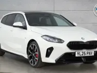 Usado BMW 120 M Sport 168 CV (123 kW) 2025 Blanco Utilitario