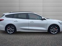Used Ford Focus ST-Line 155 HP (114 kW) 2025 Moondust silver Estate