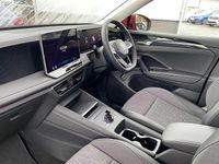 Używany VW Tiguan Match 204 KM (150 kW) 2025 Czerwony SUV