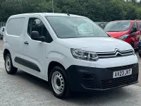 Used Citroën Berlingo 100 HP (73 kW) 2023 White MPV