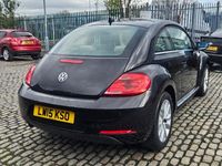 Usado VW Beetle 105 HP (77 kW) 2015 Preto Citadino
