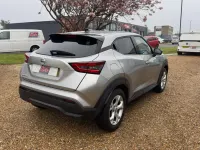 Używany Nissan Juke N-Connecta 114 KM (83 kW) 2021 Srebrny SUV