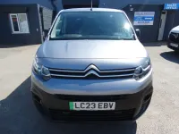 Usado Citroën e-Berlingo 100 kW (136 HP) 2023 Cinzento Monovolume