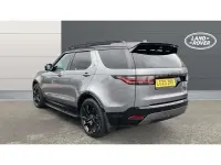 Usado Land Rover Discovery 5 SE Dynamic 344 CV (253 kW) 2025 Gris SUV