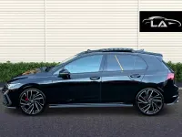 Begagnad VW Golf VIII GTD 2024 Svart Halvkombi