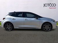 Usado Toyota Corolla Sport 138 HP (101 kW) 2023 Prateado Citadino