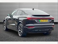Begagnad Audi Q6 e-tron Advanced 284 kW (387 HK) 2025 Svart SUV