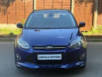 Used Ford Focus Zetec 125 HP (91 kW) 2014 Blue Hatchback