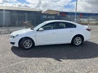 Used Vauxhall Insignia Design Edition 140 HP (102 kW) 2015 White Hatchback