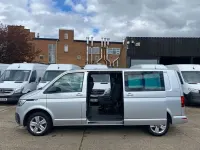 Usado VW Transporter Highline 150 CV (110 kW) 2020 Plateado Van