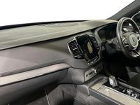 Used Volvo XC90 R-Design 247 HP (181 kW) 2020 White SUV