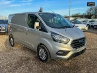 Usado Ford Transit Custom Limited 170 CV (125 kW) 2023 Plateado Van