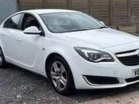 Used Vauxhall Insignia Design Edition 170 HP (125 kW) 2017 Summit white Hatchback