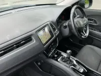 Used Honda HR-V SE 130 HP (95 kW) 2018 Crystal black SUV