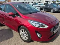Used Ford Fiesta Zetec 83 HP (61 kW) 2018 Red Hatchback