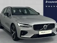 Used Volvo V60 Plus 194 HP (142 kW) 2025 Silver Estate
