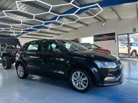 Begagnad VW Polo SE 2014 Svart Halvkombi