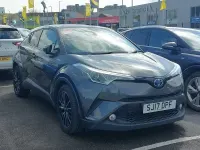 Usado Toyota C-HR 122 HP (89 kW) 2017 Cinzento SUV