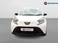 Used Toyota Aygo X PURE 2023 White SUV