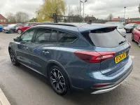 Usado Ford Focus Active X 2024 Azul Carrinha