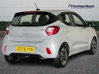 Gebraucht Hyundai i10 Advanced 63 PS (46 kW) 2025 Grau Kleinwagen