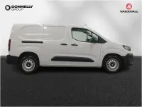 New Vauxhall Combo S 101 HP (74 kW) 2025 White MPV