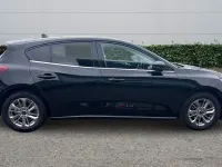 Usado Ford Focus Titanium 125 HP (91 kW) 2023 Preto Citadino