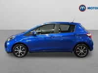 Used Toyota Yaris Hybrid 101 HP (74 kW) 2019 Blue Hatchback