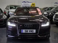 Used Audi S8 520 HP (382 kW) 2016 Red Sedan