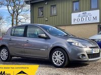 Used Renault Clio II Dynamique 75 HP (55 kW) 2010 Grey Hatchback
