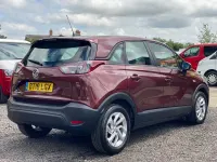 Used Vauxhall Crossland X 81 HP (59 kW) 2018 Red SUV