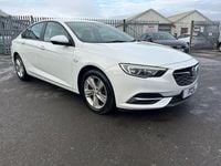 Used Vauxhall Insignia Design Edition 165 HP (121 kW) 2018 White Hatchback