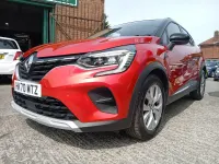 Used Renault Captur Iconic 2021 Red/black SUV